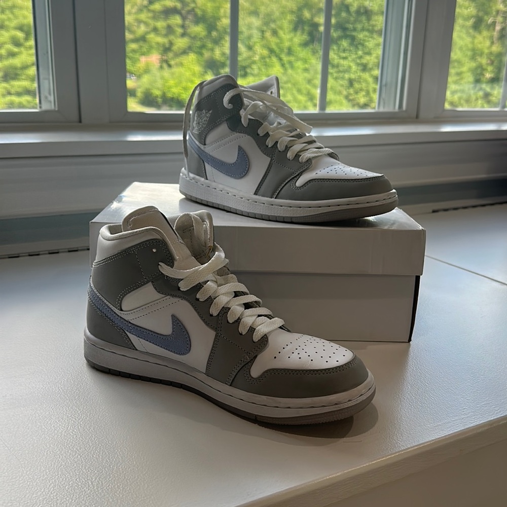 aluminum grey wolf women’s Jordan ones mid rise